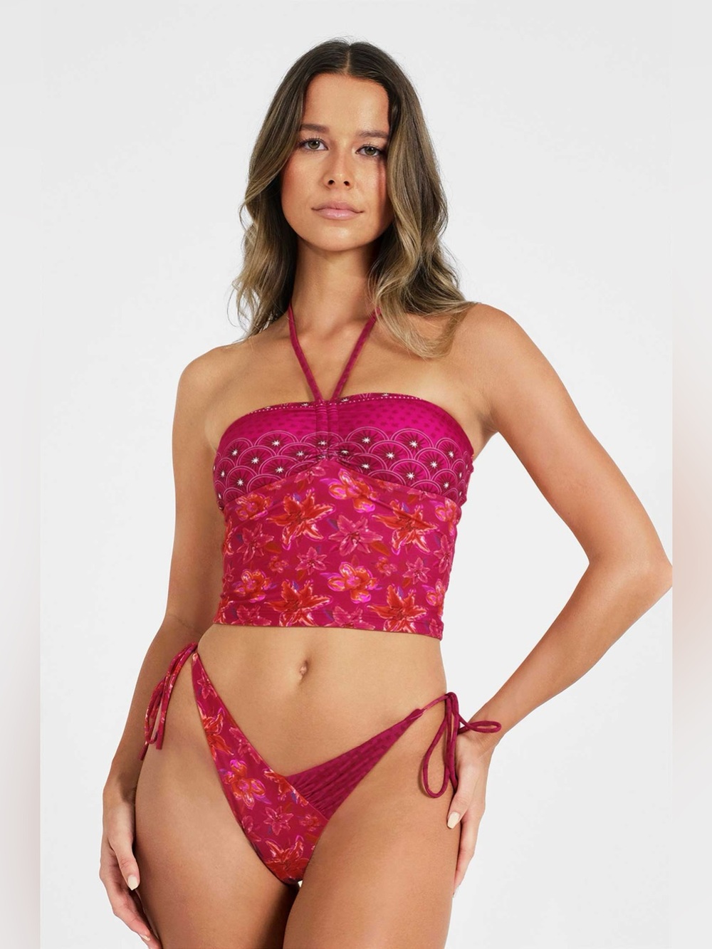Blackbough Women’s Bikini Set Delia Ruffled Halterneck  Size Small